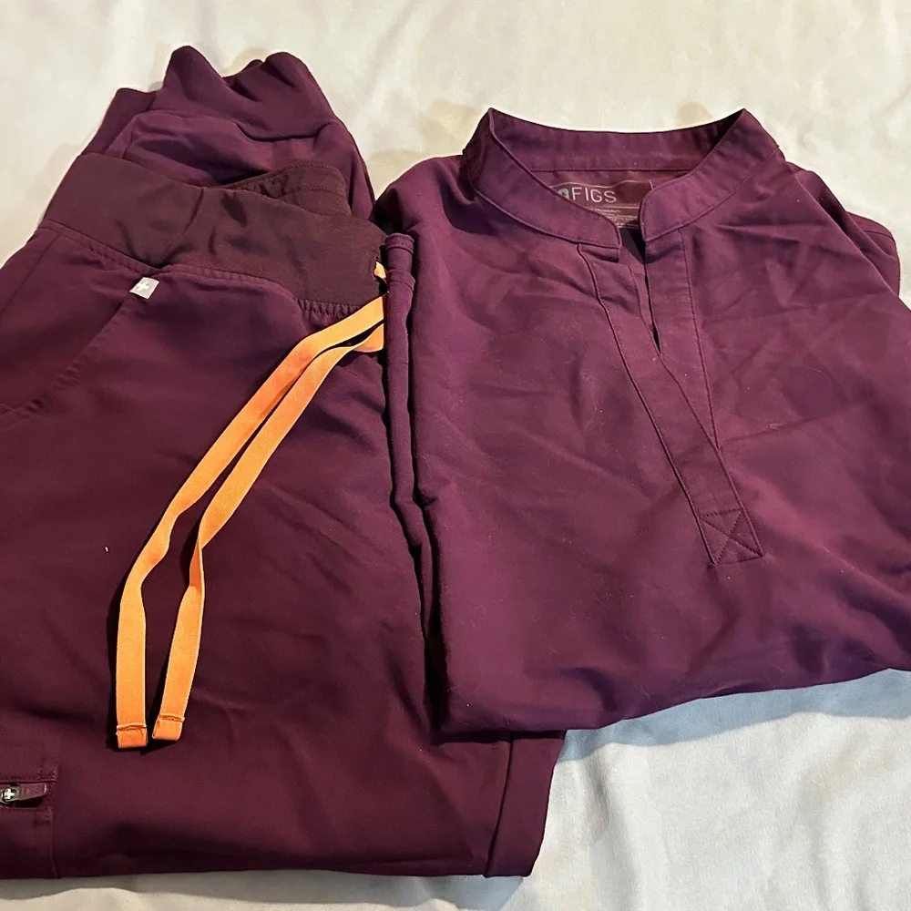Deep Plum Scrub Set | Rafaela Top + Zamora Jogger | Size L | EUC | PO 4229 & 450 - Picture 1 of 7